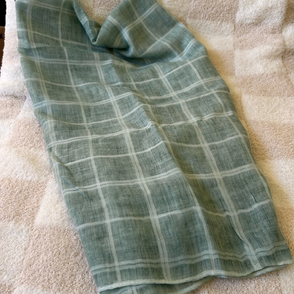 Green scarf